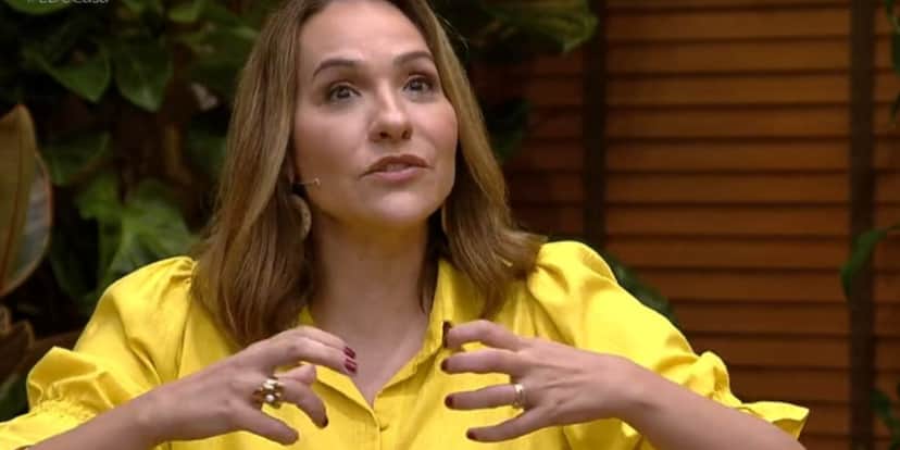 Maria Beltrão se abalou com notícia de morte que recebeu no É de Casa Maria Beltrão se abalou com notícia de morte que recebeu no É de Casa