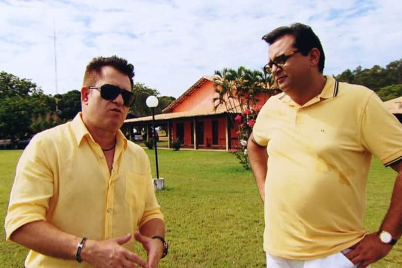 Geraldo Luís ao lado de Marrone (Foto: Reprodução, Record)
