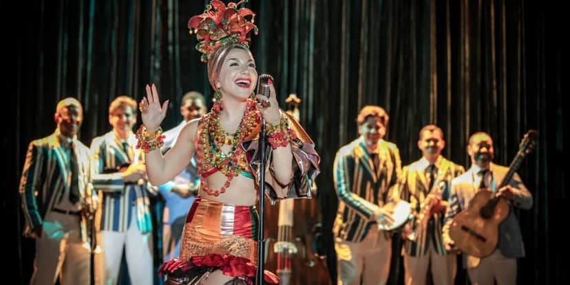 Priscilla Alcântara como Carmen Miranda em "Amor Perfeito" (Foto: Divulgação/TV Globo) Priscilla Alcântara como Carmen Miranda em "Amor Perfeito" (Foto: Divulgação/TV Globo)