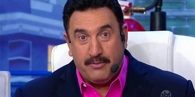 http://tvfoco.uai.com.br/wp-content/uploads/2015/05/Daniela-Mercury.jpg