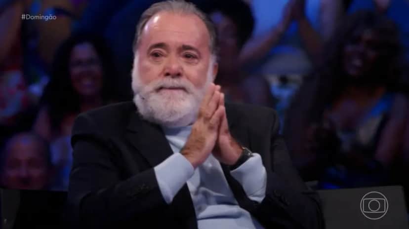 Ator se emocionou com homenagens no Domingão (Foto: Reprodução) Ator se emocionou com homenagens no Domingão (Foto: Reprodução)