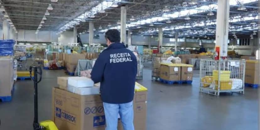 A Receita Federal aumentou sua fiscalização e as taxas cobradas na alfândega (Reprodução: Instagram)