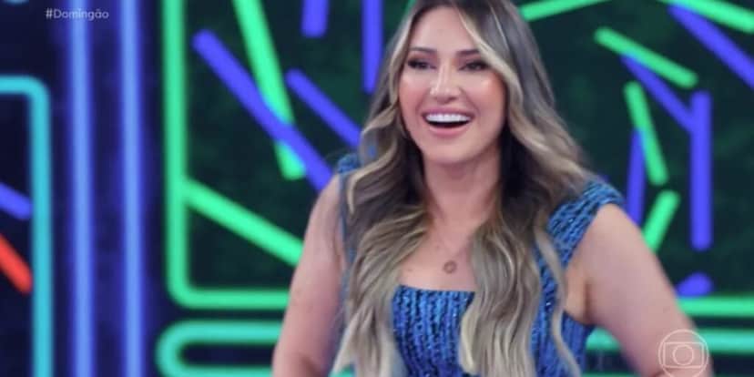 http://tvfoco.uai.com.br/wp-content/uploads/2015/05/Daniela-Mercury.jpg