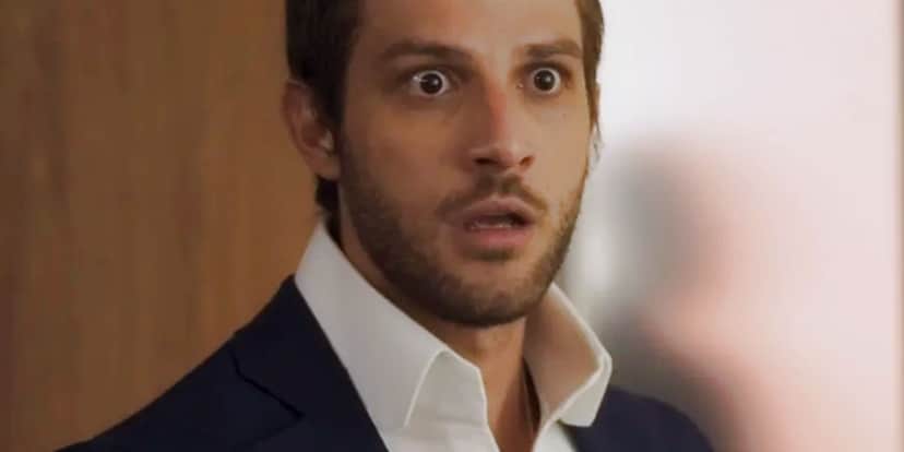 Ari chocado na novela Travessia Ari chocado na novela Travessia