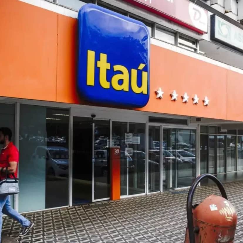 Itaú possui vagas de emprego (Foto: Reprodução/ Internet) Itaú possui vagas de emprego (Foto: Reprodução/ Internet)