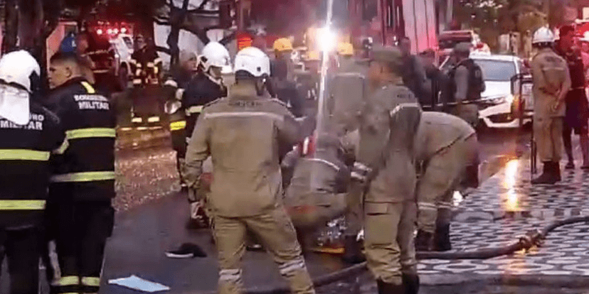 Incêndio em abrigo noticiado por William Bonner no Jornal Nacional deixou o Brasil em luto (Foto: Internet) Incêndio em abrigo noticiado por William Bonner no Jornal Nacional deixou o Brasil em luto (Foto: Internet)