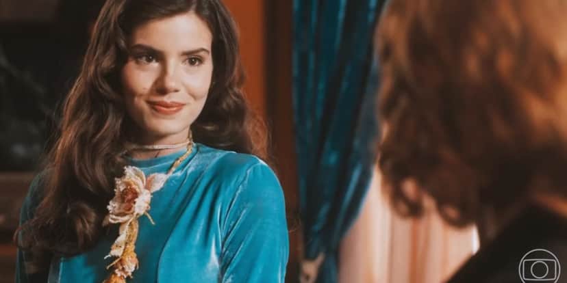 Marê usando vestido verde na novela Amor Perfeito Marê usando vestido verde na novela Amor Perfeito