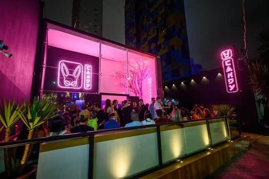 Candy Sushi Bar & Club em um de seus dias movimentados (Reprodução: Internet) Candy Sushi Bar & Club em um de seus dias movimentados (Reprodução: Internet)