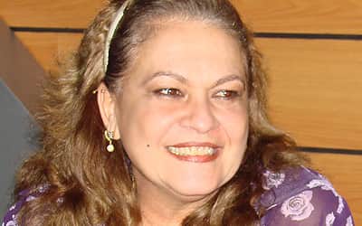 http://tvfoco.uai.com.br/wp-content/uploads/2015/05/Daniela-Mercury.jpg