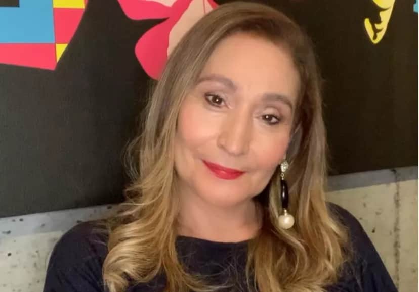 http://tvfoco.uai.com.br/wp-content/uploads/2015/05/Daniela-Mercury.jpg