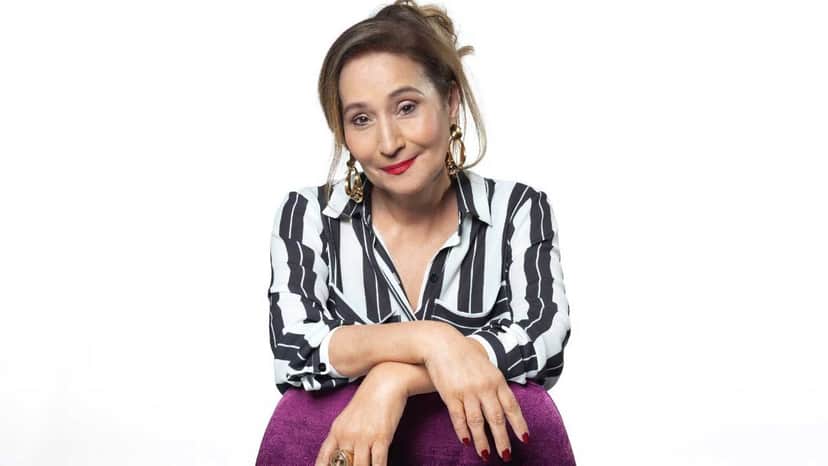 http://tvfoco.uai.com.br/wp-content/uploads/2015/05/Daniela-Mercury.jpg