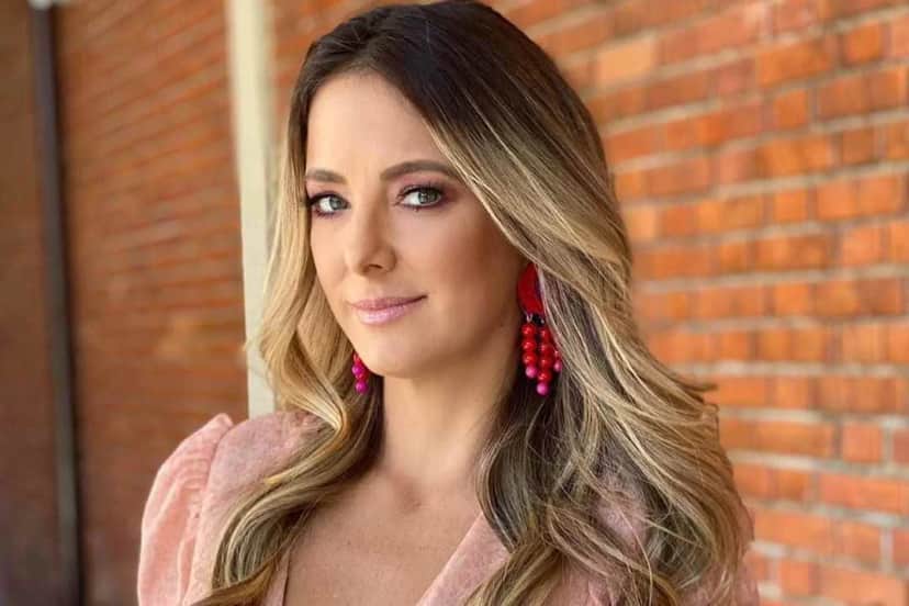 http://tvfoco.uai.com.br/wp-content/uploads/2015/05/Daniela-Mercury.jpg http://tvfoco.uai.com.br/wp-content/uploads/2015/05/Daniela-Mercury.jpg