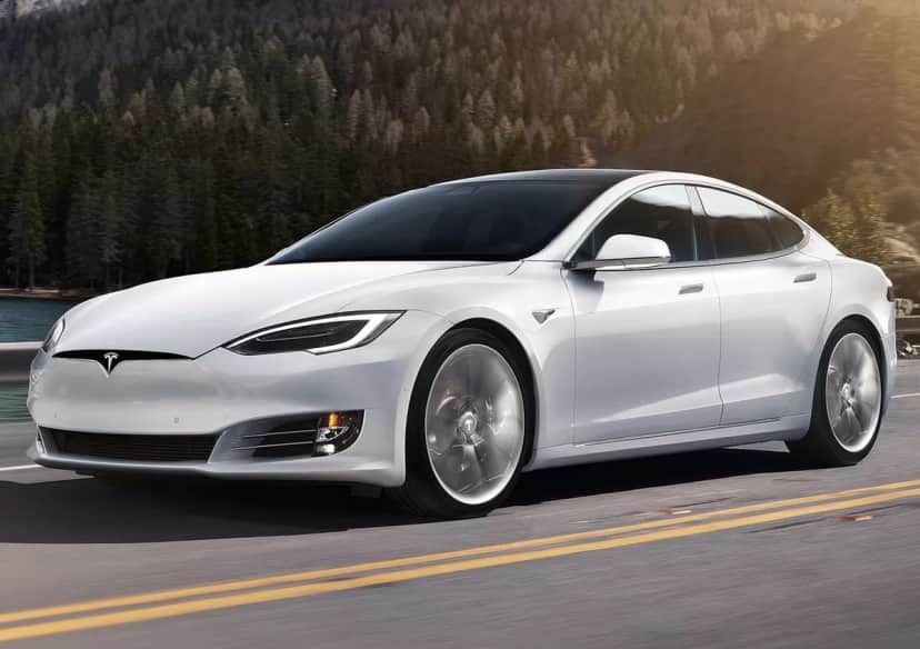 Carro da Tesla estão apresentando problemas (Foto: Reprodução) Carro da Tesla estão apresentando problemas (Foto: Reprodução)