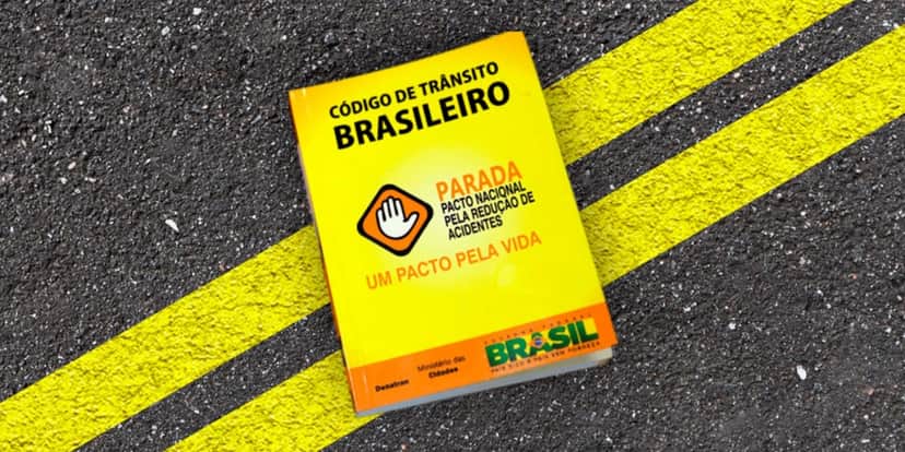 Pessoas com CNH devem ficar atentas ao Código de Trânsito Brasileiro (Foto: Reprodução/CTB) Pessoas com CNH devem ficar atentas ao Código de Trânsito Brasileiro (Foto: Reprodução/CTB)