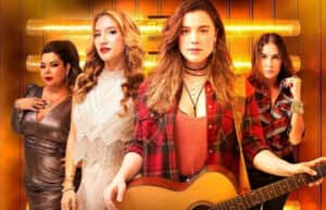 Fabiana Karla, Lorena Comparato, Alice Wegmann e Deborah Secco em Rensga Hits (Foto: Reprodução / Globoplay)