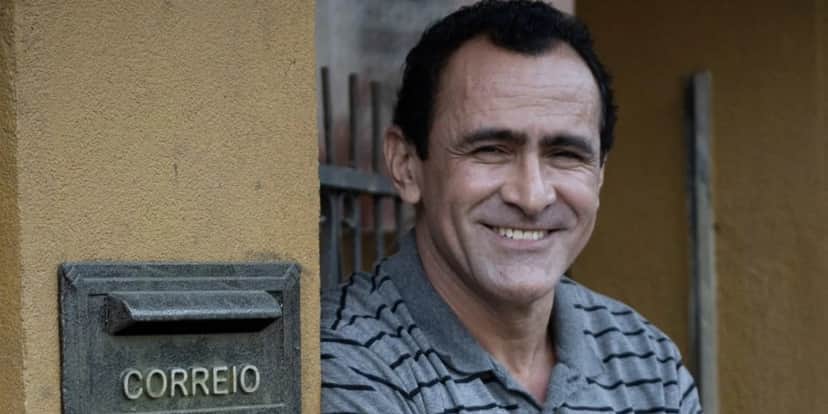 Joel (Waldo Piano) é ex-traficante em "Vai Na Fé" (Foto: Divulgação/TV Globo) Joel (Waldo Piano) é ex-traficante em "Vai Na Fé" (Foto: Divulgação/TV Globo)