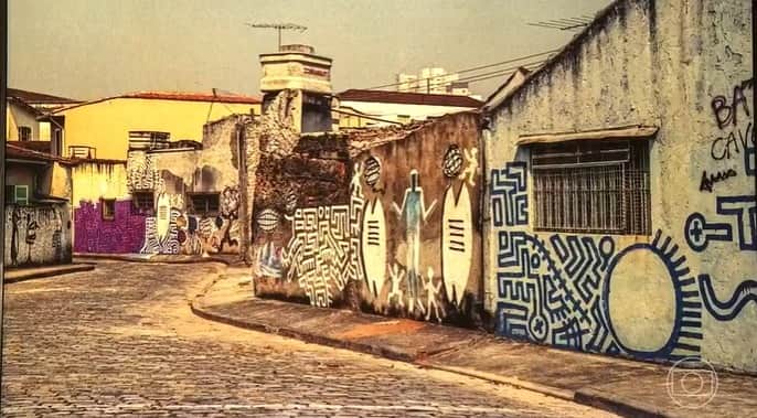 Antigamente o local era poluído por pichações (Reprodução: Globo) Antigamente o local era poluído por pichações (Reprodução: Globo)