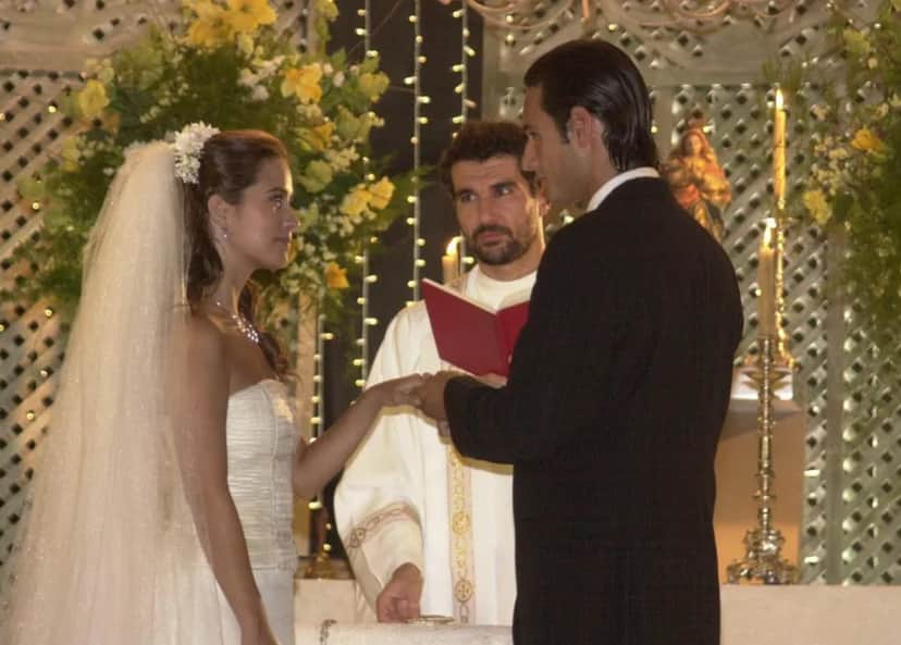 http://tvfoco.uai.com.br/wp-content/uploads/2015/05/Daniela-Mercury.jpg