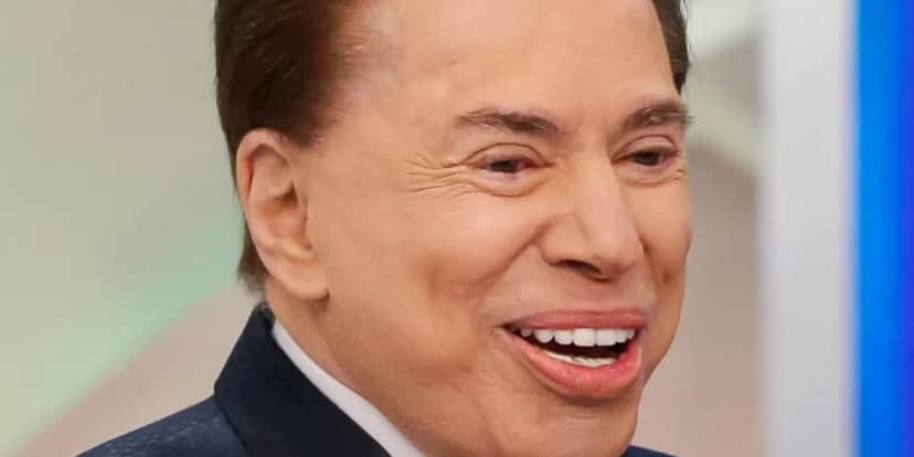 Silvio Santos dá ordens na emissora (Foto: Divulgação/SBT) Silvio Santos dá ordens na emissora (Foto: Divulgação/SBT)