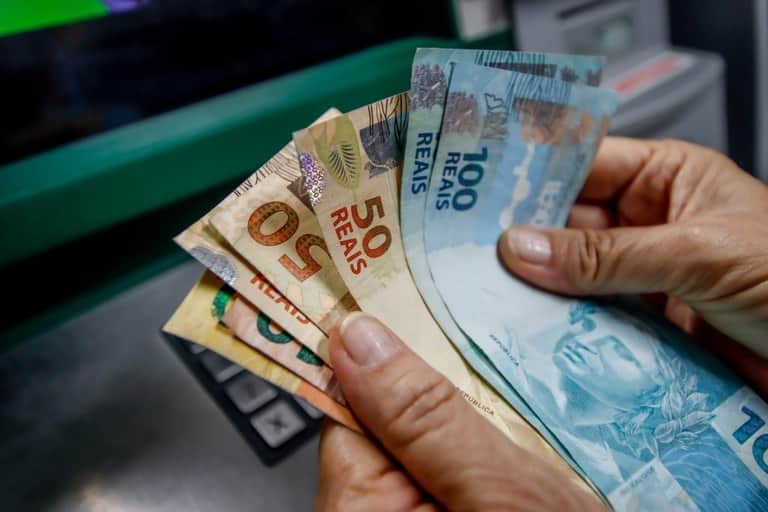 http://tvfoco.uai.com.br/wp-content/uploads/2015/05/Daniela-Mercury.jpg http://tvfoco.uai.com.br/wp-content/uploads/2015/05/Daniela-Mercury.jpg