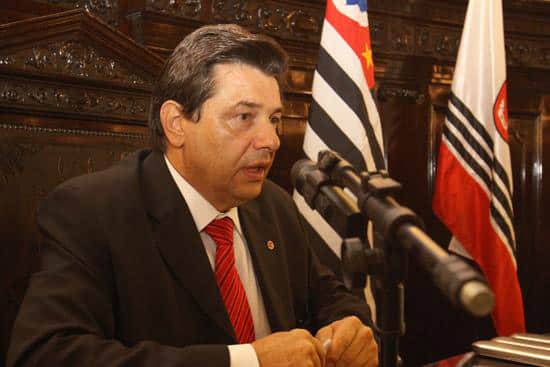http://tvfoco.uai.com.br/wp-content/uploads/2015/05/Daniela-Mercury.jpg http://tvfoco.uai.com.br/wp-content/uploads/2015/05/Daniela-Mercury.jpg