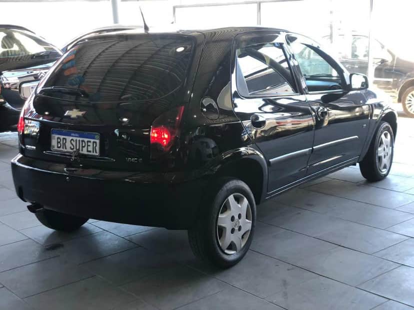 Chevrolet Celta 1.0 LT 2012 (Foto: Reprodução/ Internet) Chevrolet Celta 1.0 LT 2012 (Foto: Reprodução/ Internet)