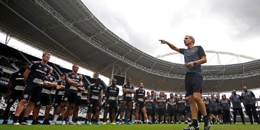 Botafogo prepara oferta milionária para contratação (Foto: Reprodução/ Internet) Botafogo prepara oferta milionária para contratação (Foto: Reprodução/ Internet)