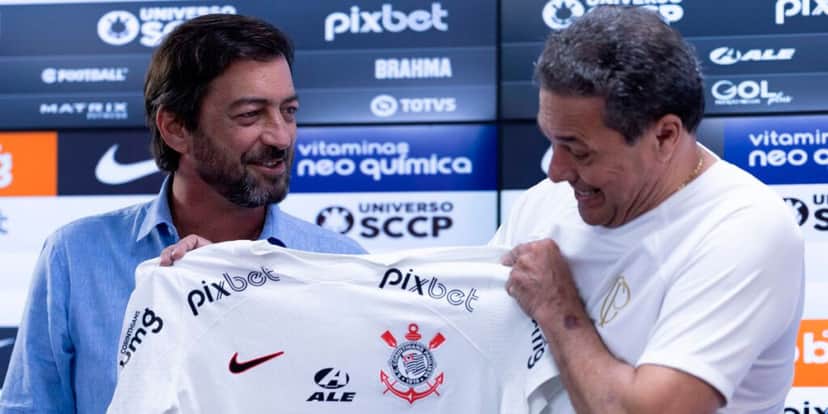 Vanderlei Luxemburgo é técnico do Corinthians (Foto: Divulgação) Vanderlei Luxemburgo é técnico do Corinthians (Foto: Divulgação)