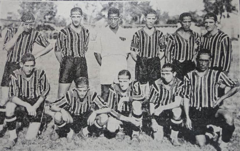 Foto histórica dos jogadores do Americano (Foto: Reprodução Internet) Foto histórica dos jogadores do Americano (Foto: Reprodução Internet)