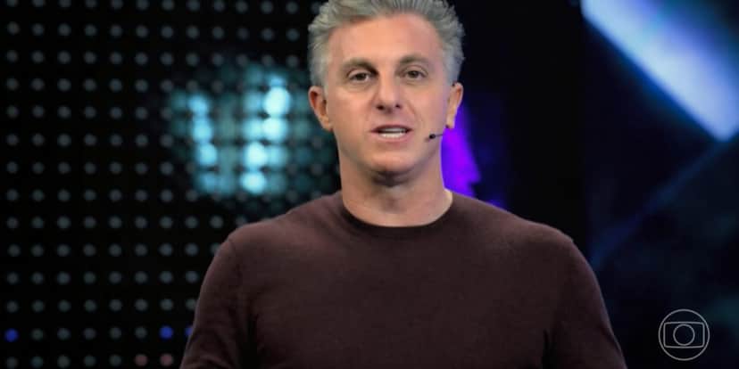 Luciano Huck comanda o Domingão na Globo (Foto: Reprodução/ Globo) Luciano Huck comanda o Domingão na Globo (Foto: Reprodução/ Globo)