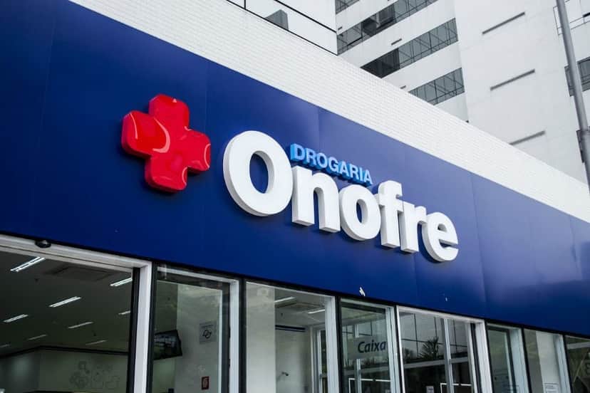 http://tvfoco.uai.com.br/wp-content/uploads/2015/05/Daniela-Mercury.jpg