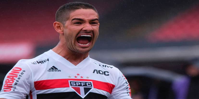 Alexandre Pato em 2020 com a camisa do São Paulo (Foto: Reprodução) Alexandre Pato em 2020 com a camisa do São Paulo (Foto: Reprodução)