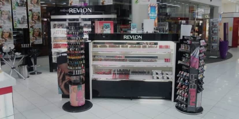 Revlon teve recuperação aprovada e terá um alívio em suas dívidas (Reprodução: Internet) Revlon teve recuperação aprovada e terá um alívio em suas dívidas (Reprodução: Internet)