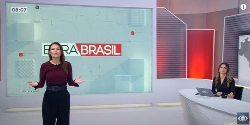 Thaís Dias está substituindo oficialmente o âncora, ao lado de Patrícia Rocha (Reprodução: Band) Thaís Dias está substituindo oficialmente o âncora, ao lado de Patrícia Rocha (Reprodução: Band)