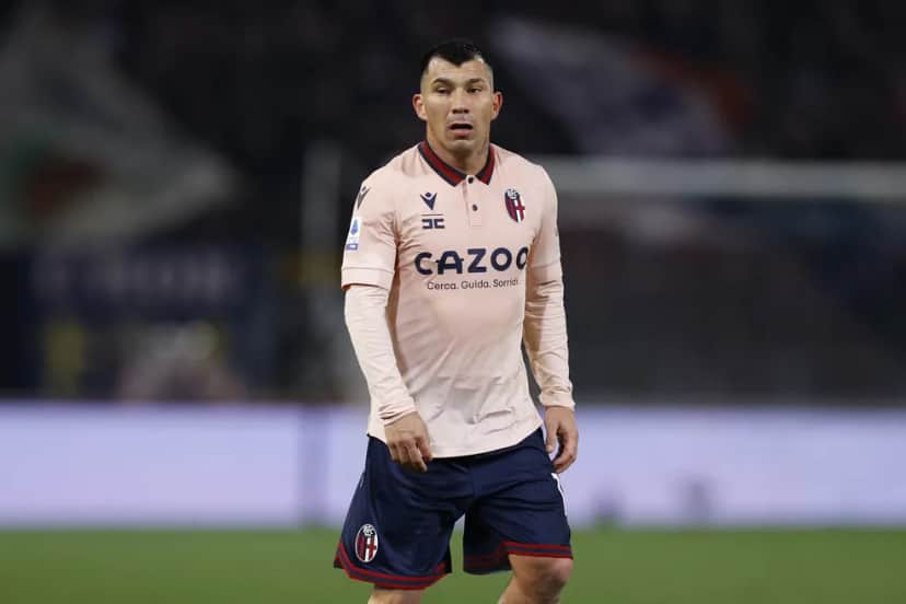 Volante Gary Medel em ação pelo Bologna — Foto: Matteo Ciambelli/DeFodi Images via Getty Images Volante Gary Medel em ação pelo Bologna — Foto: Matteo Ciambelli/DeFodi Images via Getty Images