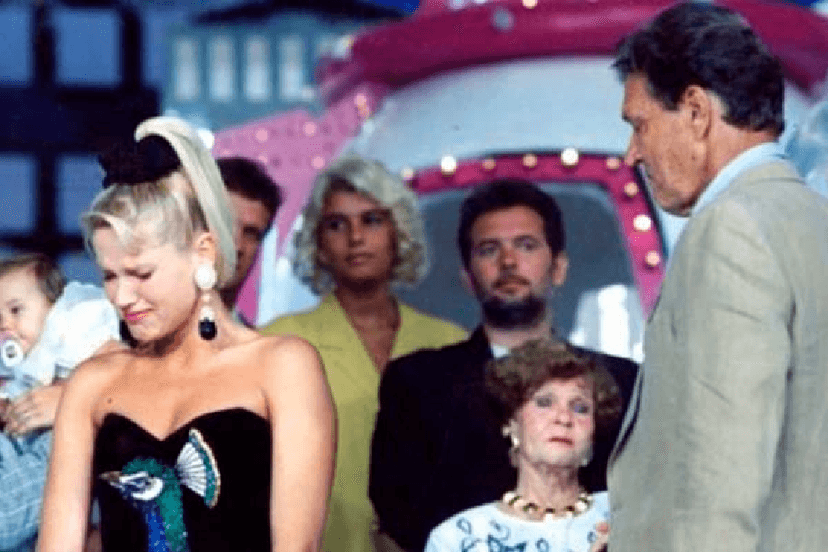 Xuxa chora ao ver o pai (Foto: Reprodução/ Internet) Xuxa chora ao ver o pai (Foto: Reprodução/ Internet)