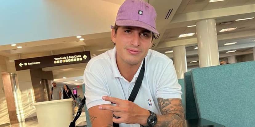 Felipe Prior em aeroporto (Foto: Reprodução / Instagram) Felipe Prior em aeroporto (Foto: Reprodução / Instagram)