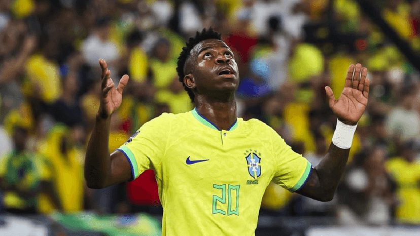 Vini Jr. jogando pela seleção brasileira (Foto: Reprodução/ Internet)