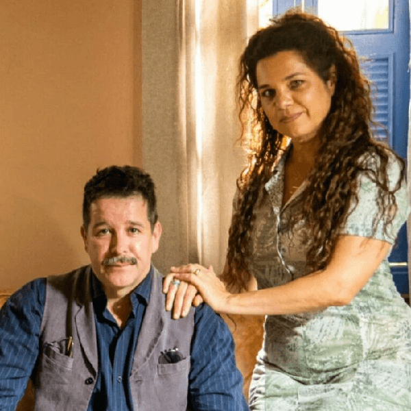 Tenório, interpretado por Murilo Benício, e Maria Bruaca, interpretada por Isabel Teixeira, em Pantanal (Foto: Reprodução/ Internet) Tenório, interpretado por Murilo Benício, e Maria Bruaca, interpretada por Isabel Teixeira, em Pantanal (Foto: Reprodução/ Internet)