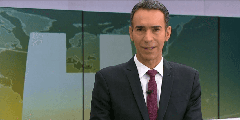 César Tralli no 'Jornal Hoje' (Foto: Reprodução/ Internet) César Tralli no 'Jornal Hoje' (Foto: Reprodução/ Internet)