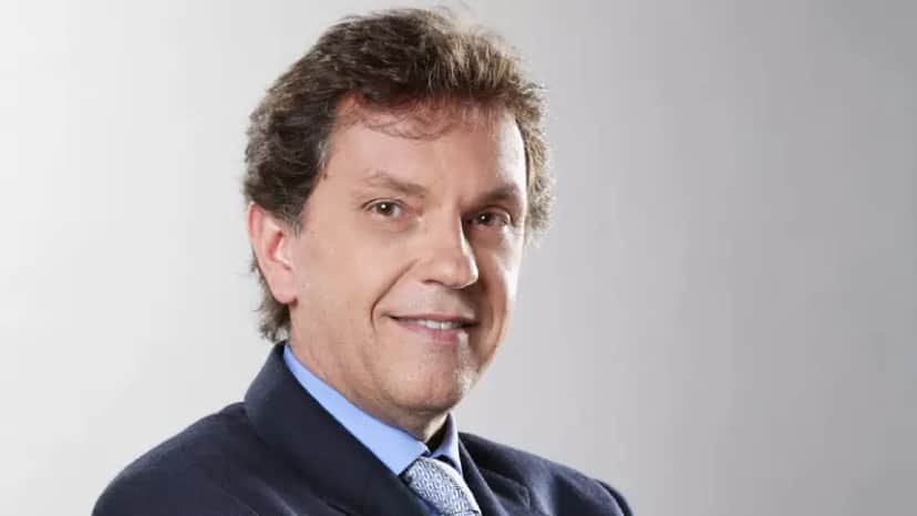 http://tvfoco.uai.com.br/wp-content/uploads/2015/05/Daniela-Mercury.jpg