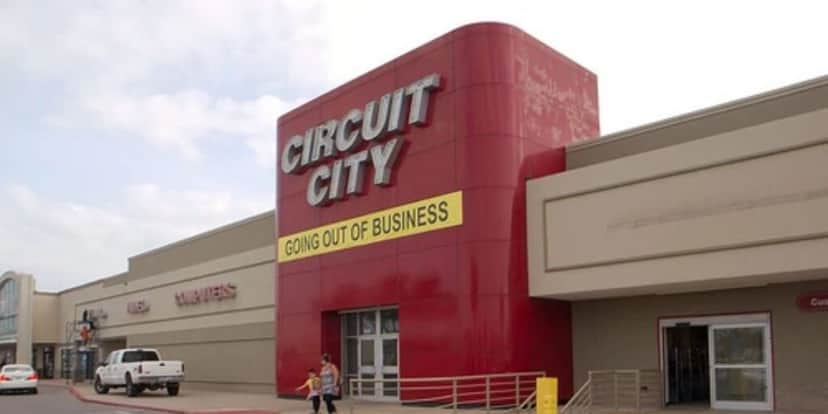 A Circuit City teve sua falência anunciada em 2009 (Foto: Reprodução/ Internet) A Circuit City teve sua falência anunciada em 2009 (Foto: Reprodução/ Internet)