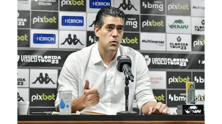 Diretor de Futebol do Vasco (Foto: Thiago Ribeiro/AGIF) Diretor de Futebol do Vasco (Foto: Thiago Ribeiro/AGIF)