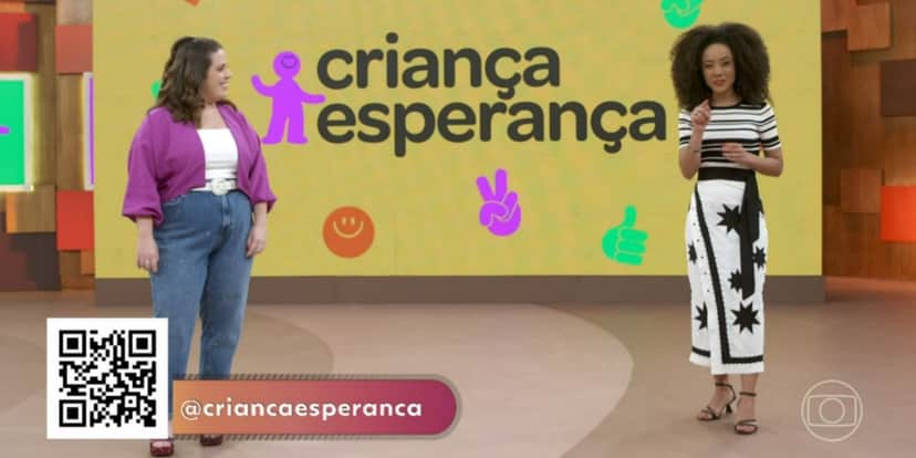 Tati Machado e Valéria Almeida anunciaram atrações do "Criança Esperança" (Foto: Reprodução/TV Globo) Tati Machado e Valéria Almeida anunciaram atrações do "Criança Esperança" (Foto: Reprodução/TV Globo)