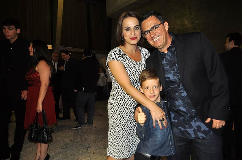Fernando, Cristina e o filho. (Foto: Reprodução / Internet) Fernando, Cristina e o filho. (Foto: Reprodução / Internet)
