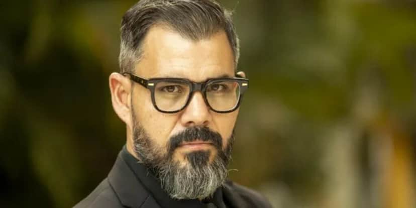 Juliano Cazarré dá vida a Pascoal em "Fuzuê" (Foto: João Miguel Júnior/TV Globo) Juliano Cazarré dá vida a Pascoal em "Fuzuê" (Foto: João Miguel Júnior/TV Globo)