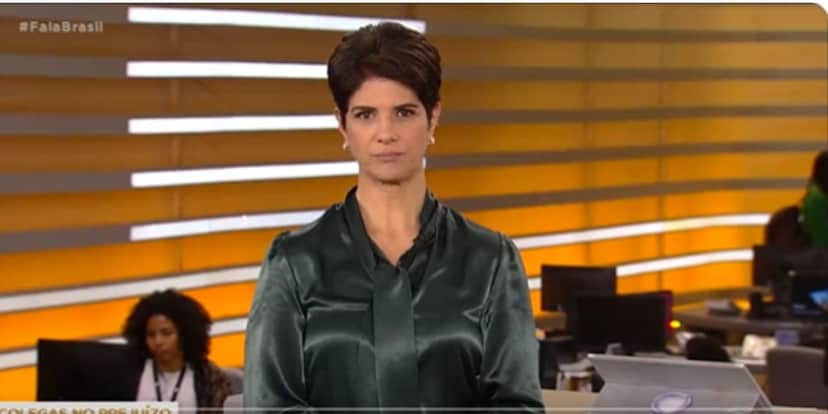 Mariana Godoy deu a triste notícia sobre a queda do avião (Reprodução: Record) Mariana Godoy deu a triste notícia sobre a queda do avião (Reprodução: Record)