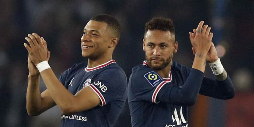 Neymar e Mbappe com a camisa do PSG (Reprodução: Internet) Neymar e Mbappe com a camisa do PSG (Reprodução: Internet)