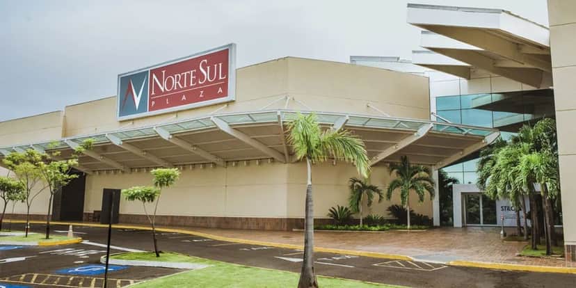 Shopping Norte Sul Plaza pediu o despejo da Marisa por dívida de quase 1 milhão (Reprodução: Internet) Shopping Norte Sul Plaza pediu o despejo da Marisa por dívida de quase 1 milhão (Reprodução: Internet)