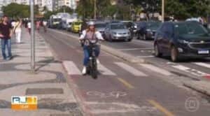 Nova regulamentação para uso de bicicletas e ciclomotores (Foto: Reprodução / Globo) Nova regulamentação para uso de bicicletas e ciclomotores (Foto: Reprodução / Globo)
